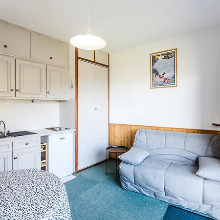 Montchavin - Terrasse, Proche Pistes Et Commerces, Parking Gratuit - Fr-1-329-57 La Plagne
